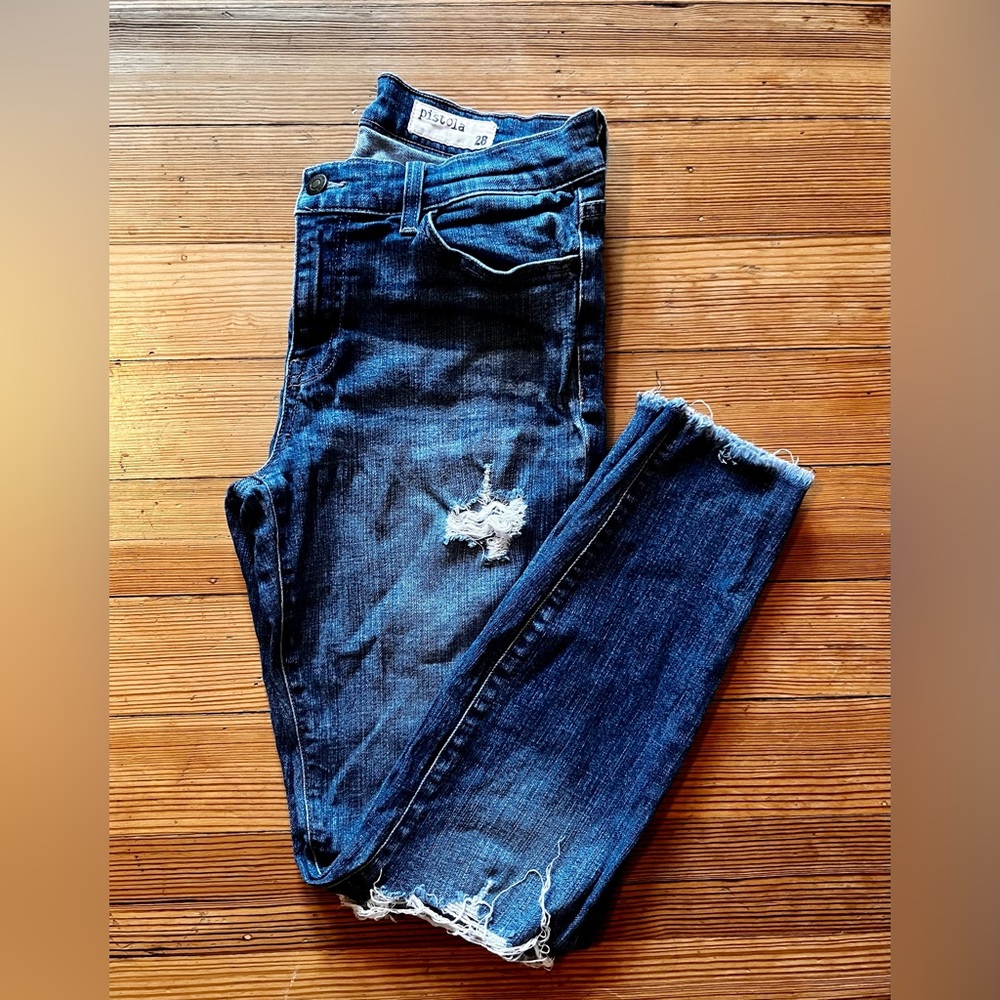 Pistola Distressed Skinny Jeans